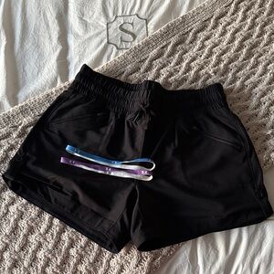 Women’s Black Athletic Shorts Size L
